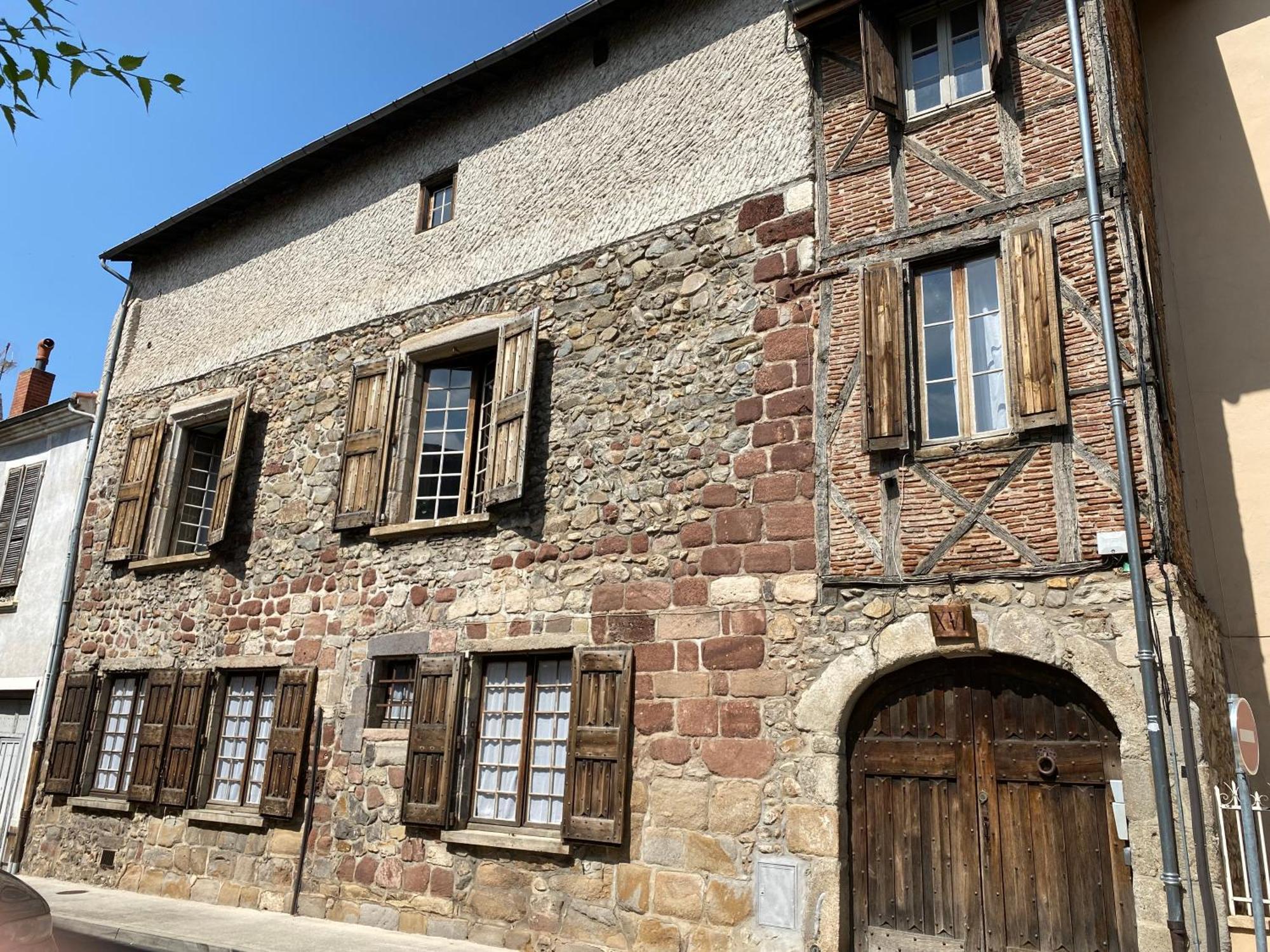 Chez Vous... A La Chanoinerie Brioude Dış mekan fotoğraf